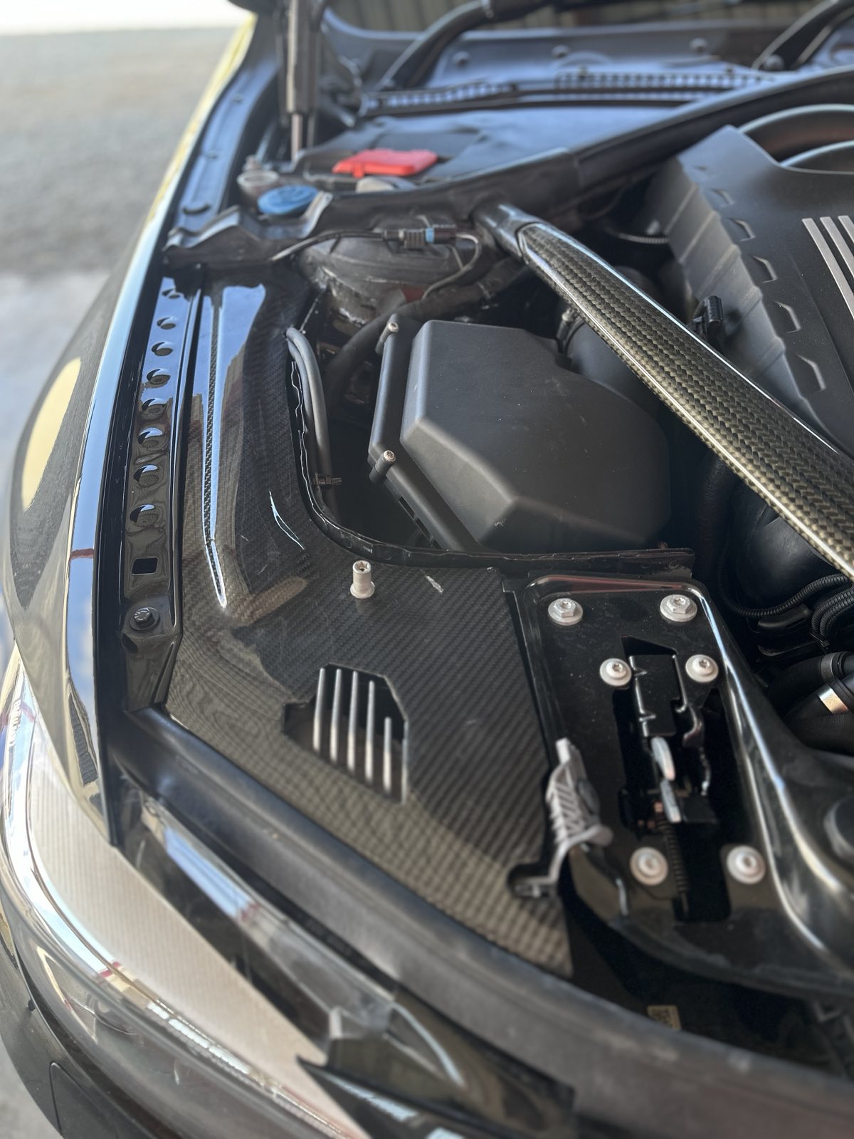 BMW F82 M4/ F80 M3 Headlight dust Covers