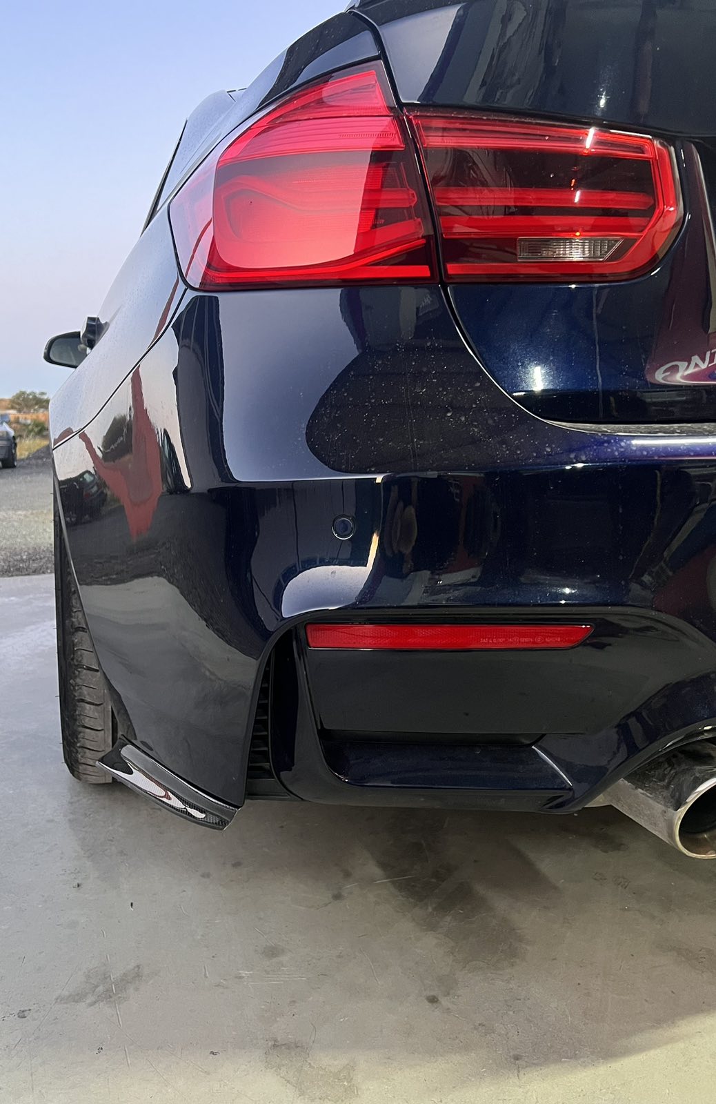 BMW F80 M3 F30 Carbon Rear Side Fins