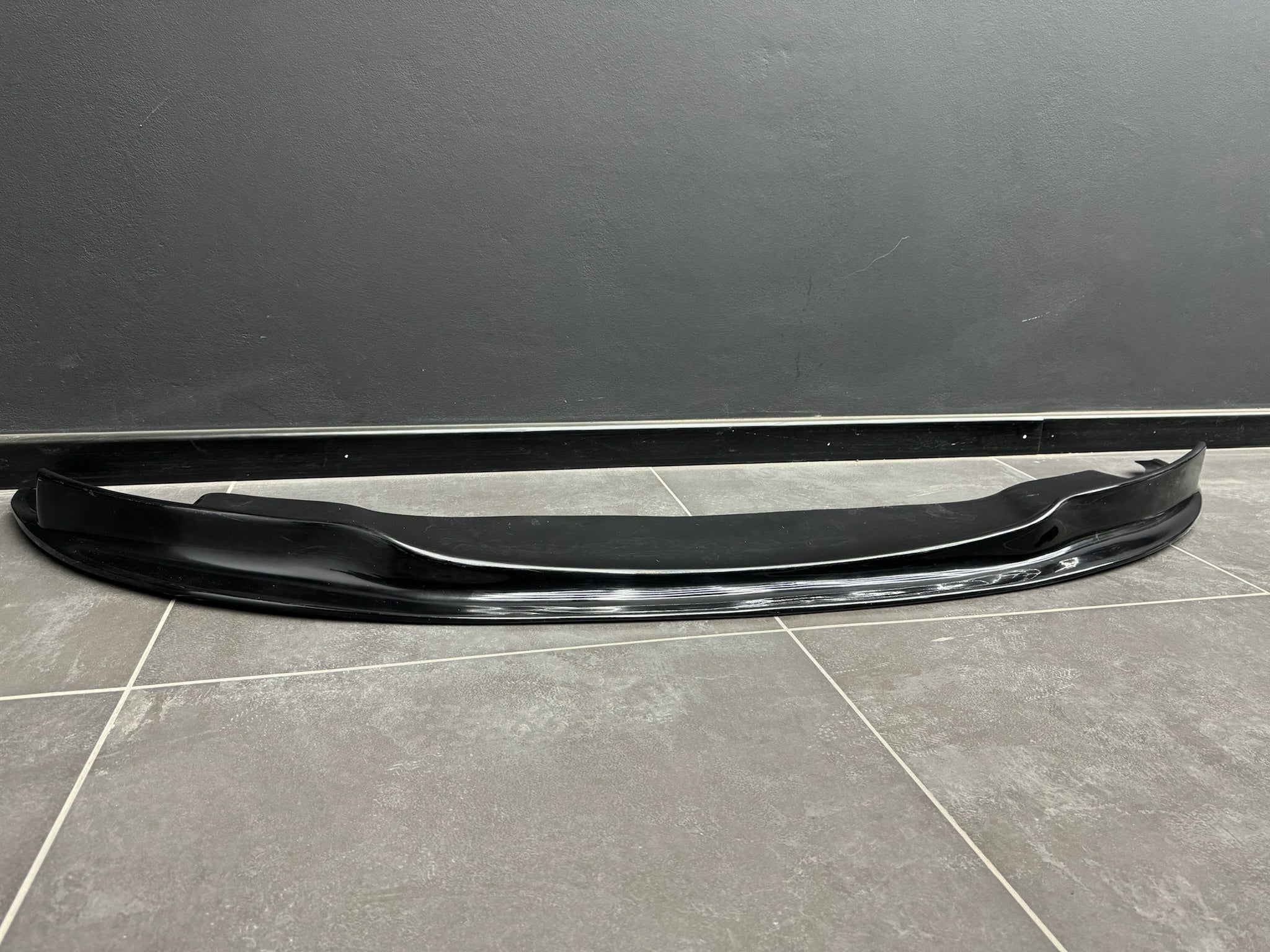 BMW E92-E93 for M3 LOOK Front Lip