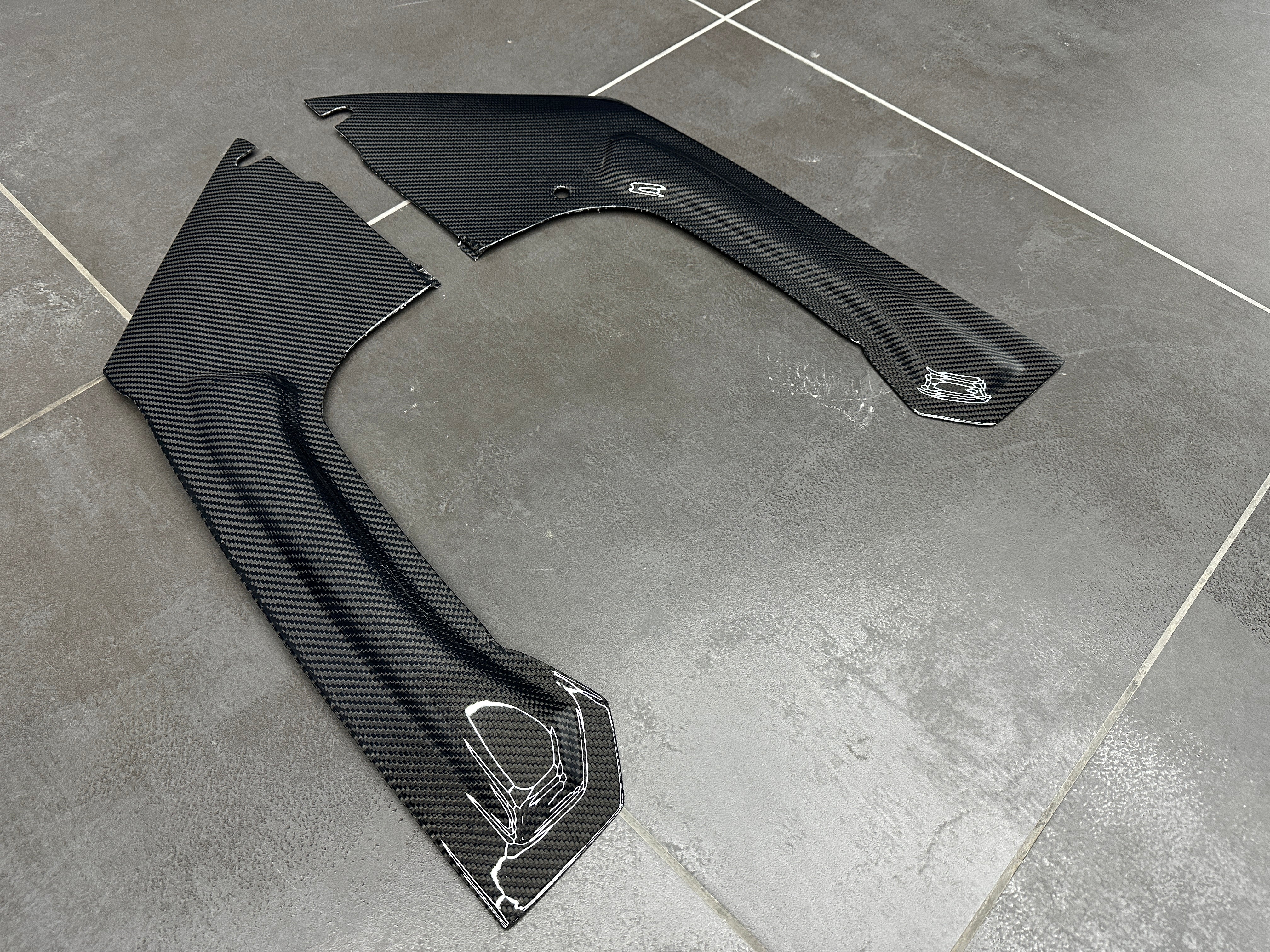 BMW F82 M4/ F80 M3 Headlight dust Covers