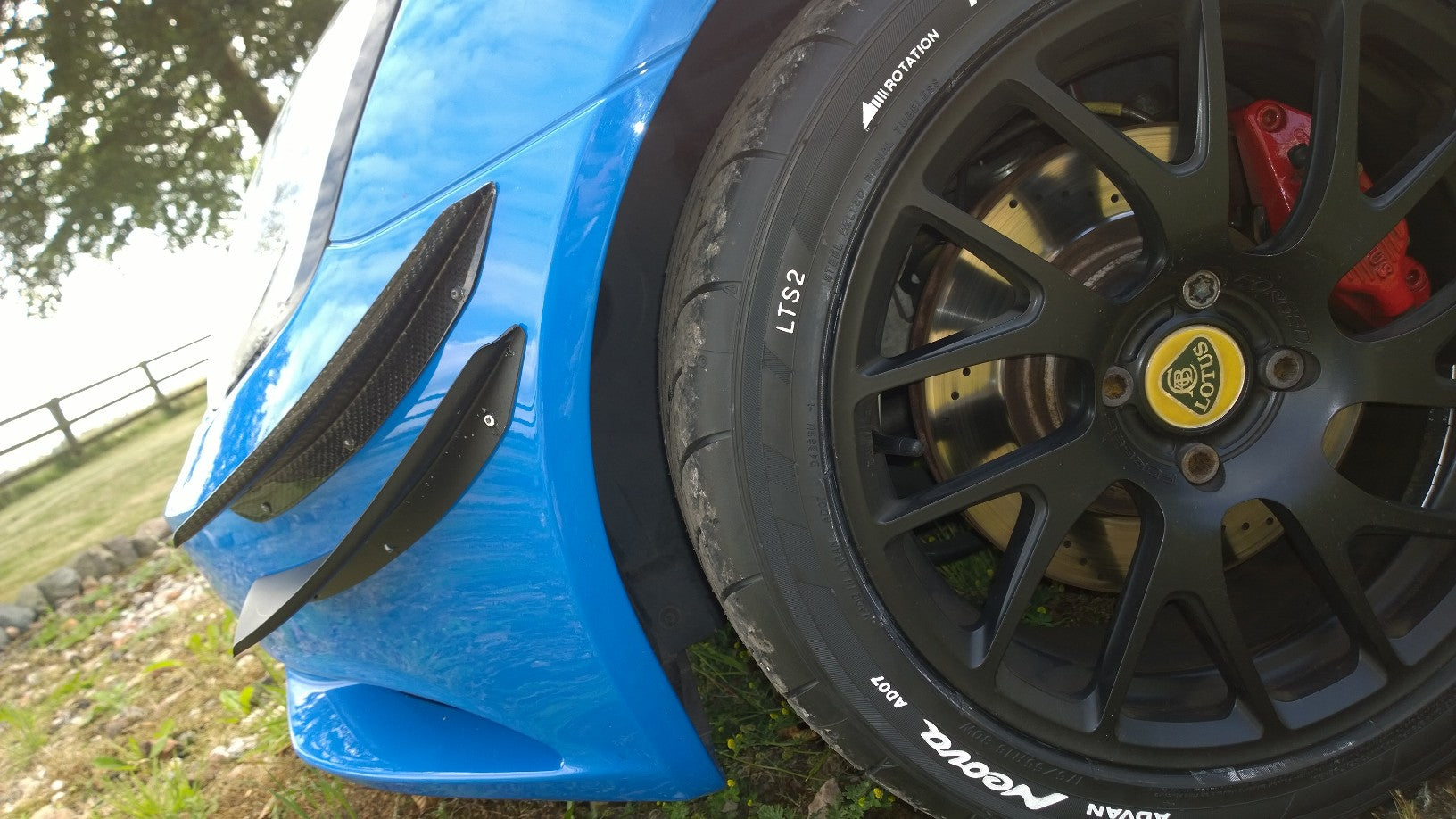 Lotus Elise 2010-2016 Carbon Front Canards
