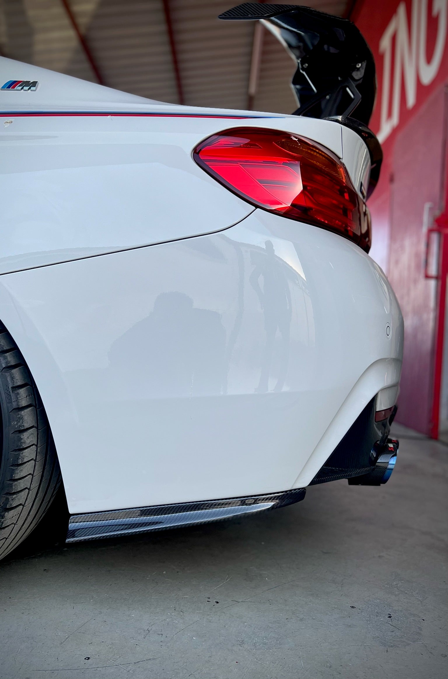 BMW F32 F33 rear fins