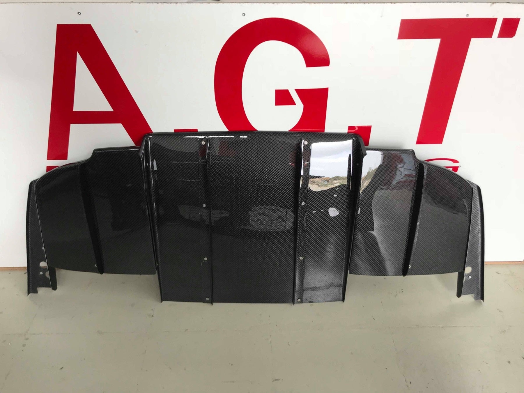 BMW E92-E93 Rear Diffuser