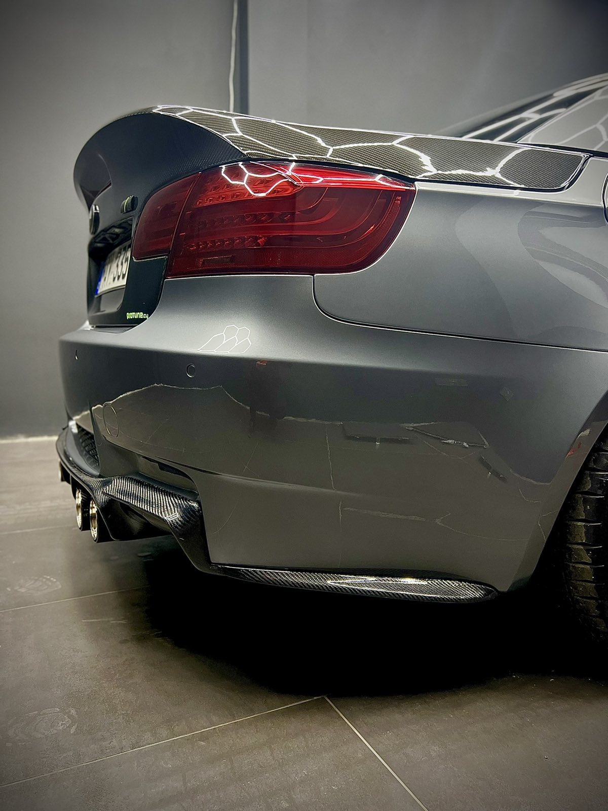 BMW E92-E93 M3 Rear Bumper Carbon Fins