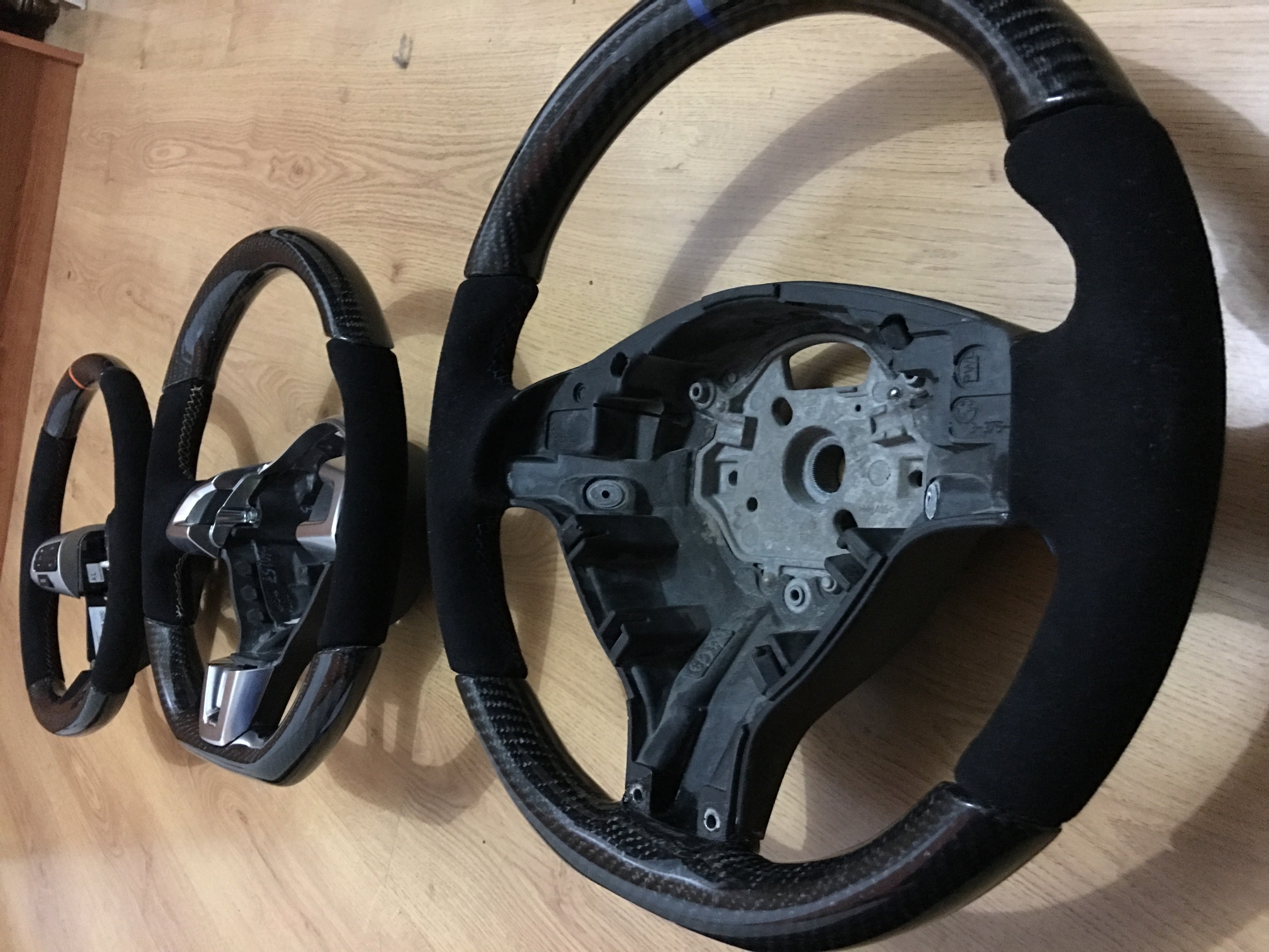 Carbon Fiber Steering Wheel (Transformation of your own steering wheel)