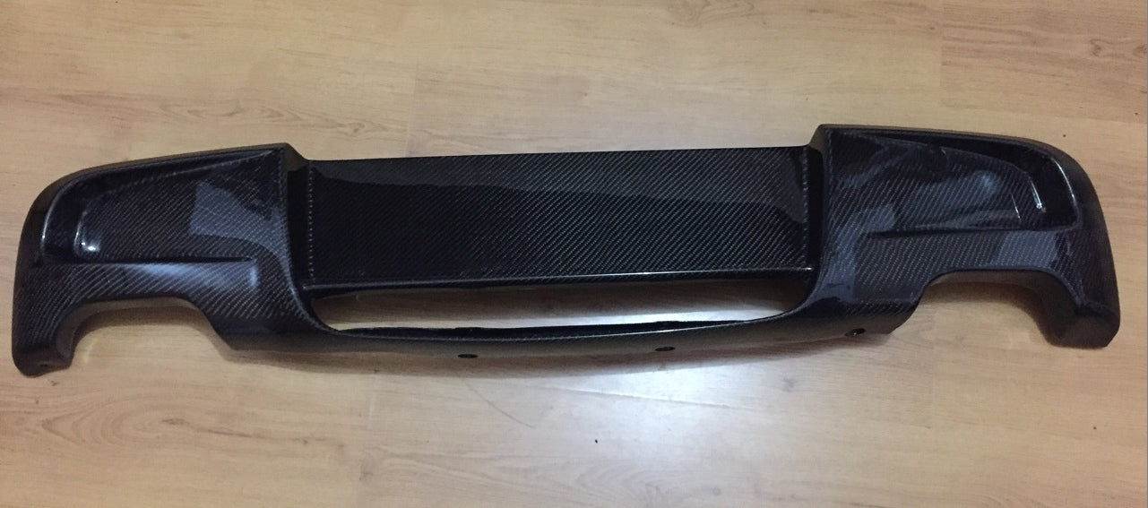 BMW E87 Rear Diffuser (for 1 or 2 exhaust holes)